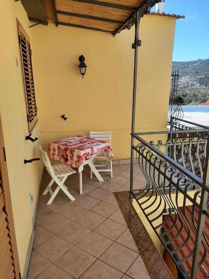 Villa Bebe' Vico Equense Eksteriør bilde